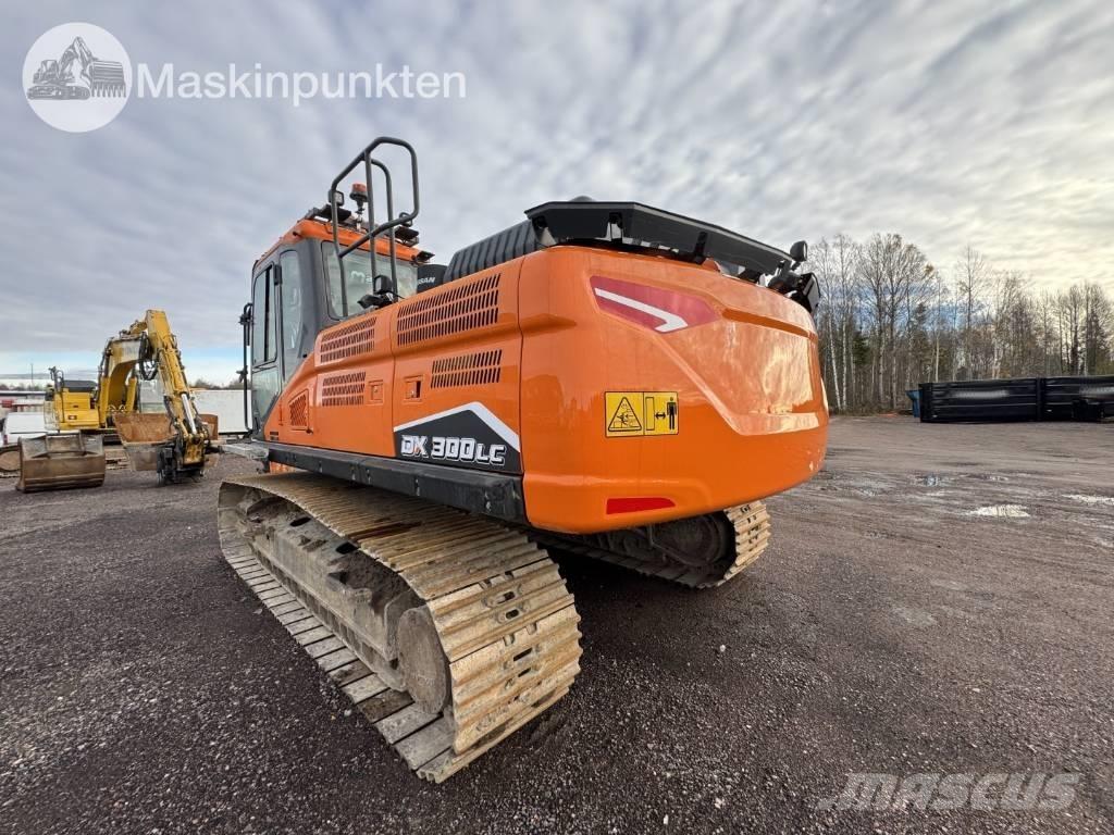 Doosan DX 300 LC Bageri gusjeničari