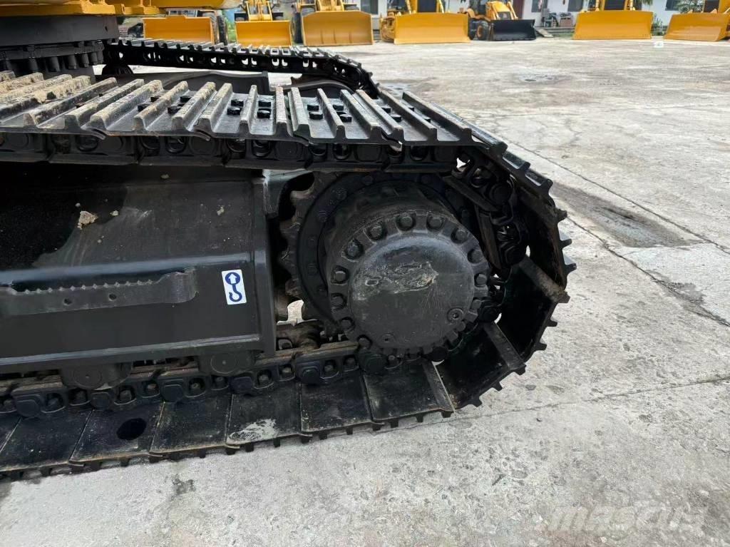 CAT 330 D Bageri gusjeničari
