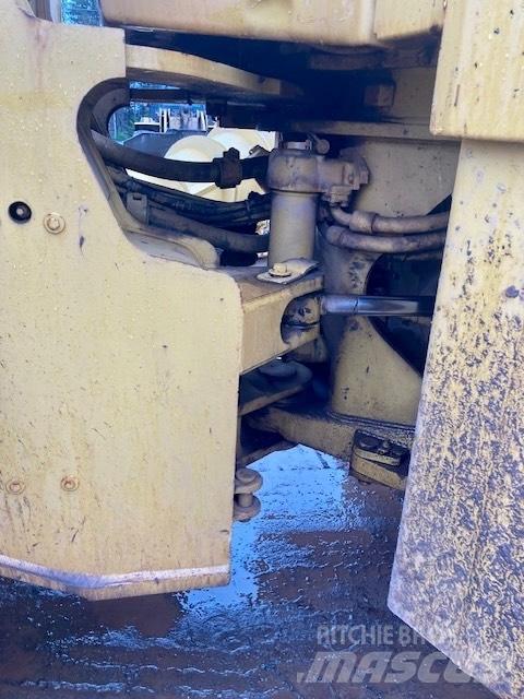 CAT 966 F II Utovarivači na kotačima