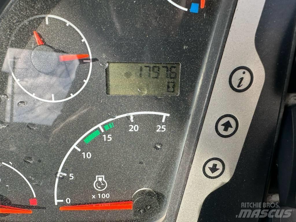 JCB 3 CX Utovarni rovokopači