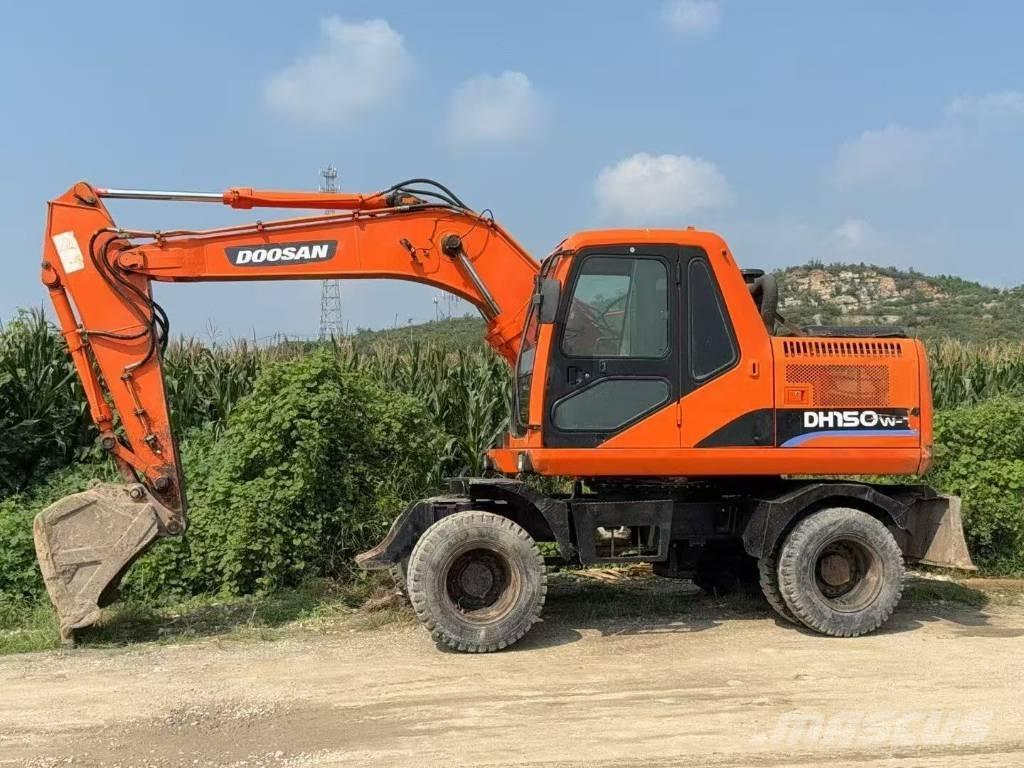 Doosan DH 150 W-7 Bageri gusjeničari