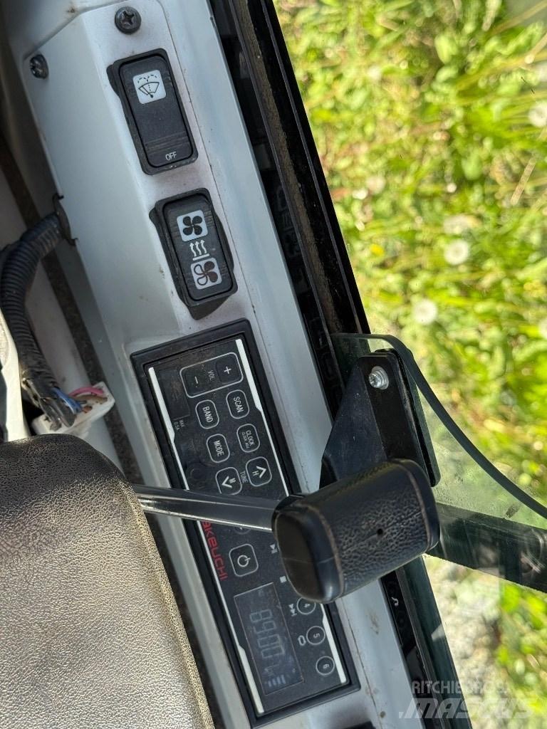 Takeuchi TB 216 Mini bageri <7t