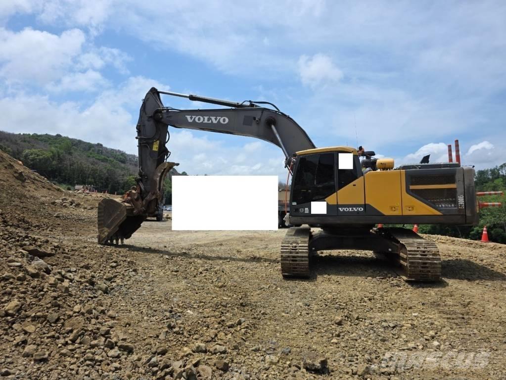 Volvo EC 300 E Bageri gusjeničari