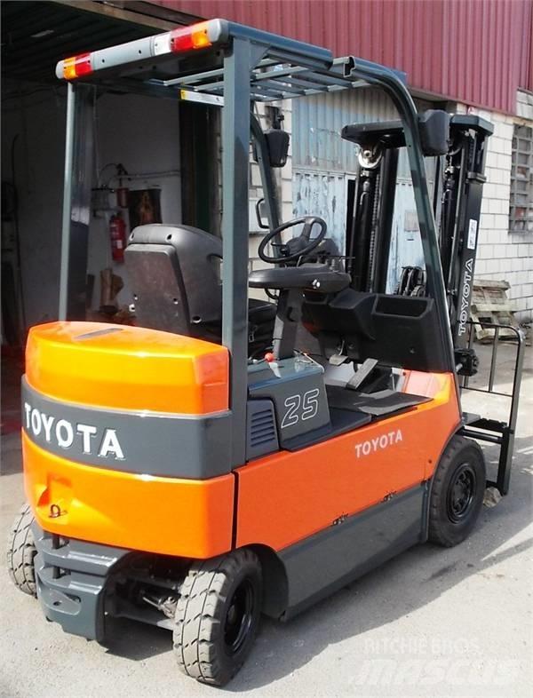 Toyota 7 FBMF 25 Električni viličari