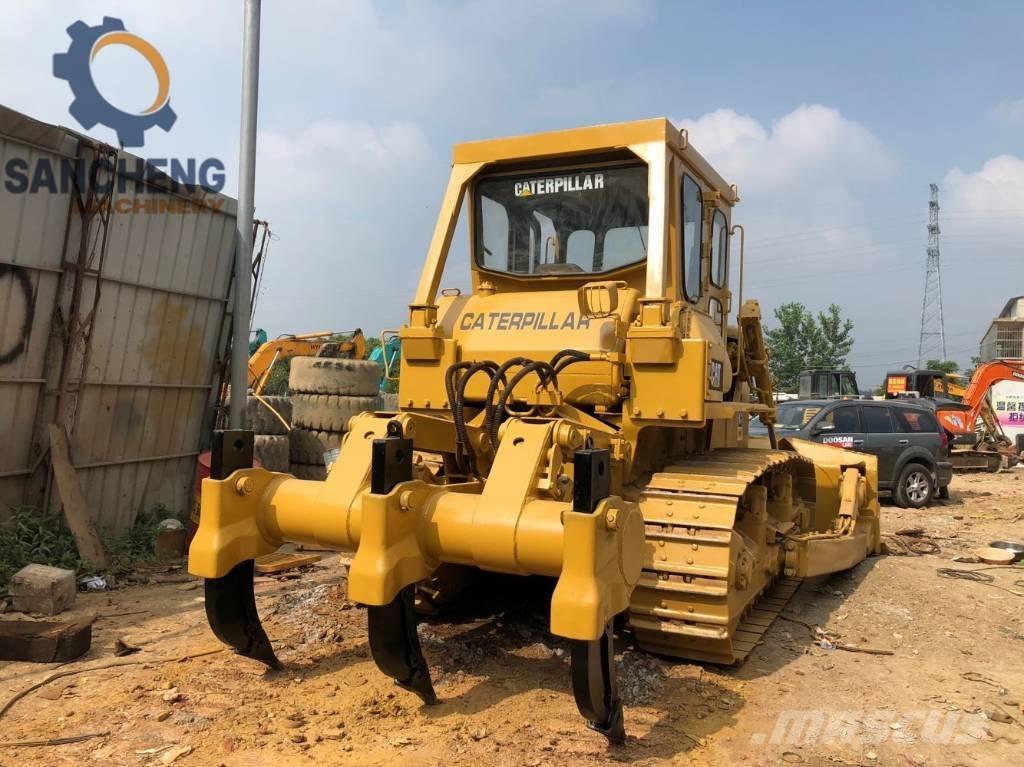 CAT D 8 K Buldožeri gusjeničari
