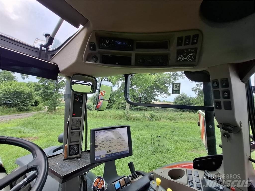 Case IH Optum 270 Traktori