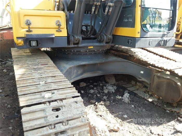 Volvo EC 240 B LC Bageri gusjeničari