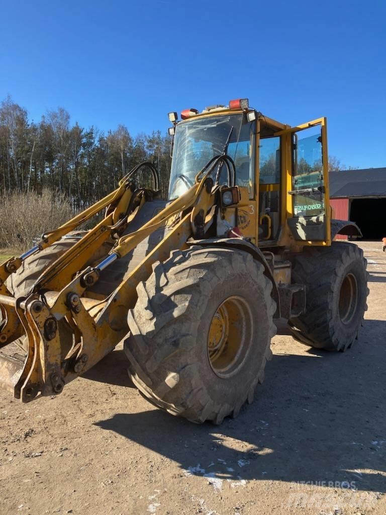 JCB 414S Poljoprivredni teleskopski utovarivači
