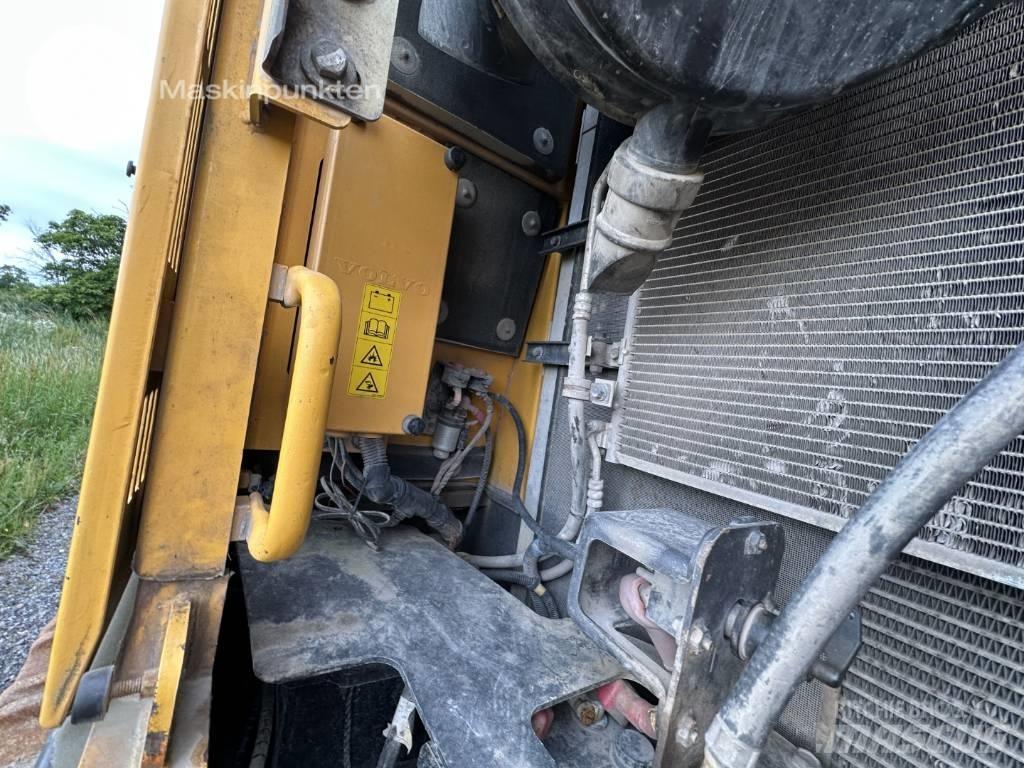 Volvo ECR 305 C L Bageri gusjeničari