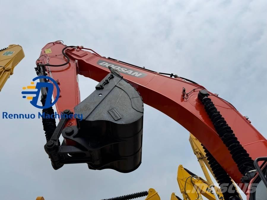 Doosan DX 340 Bageri gusjeničari