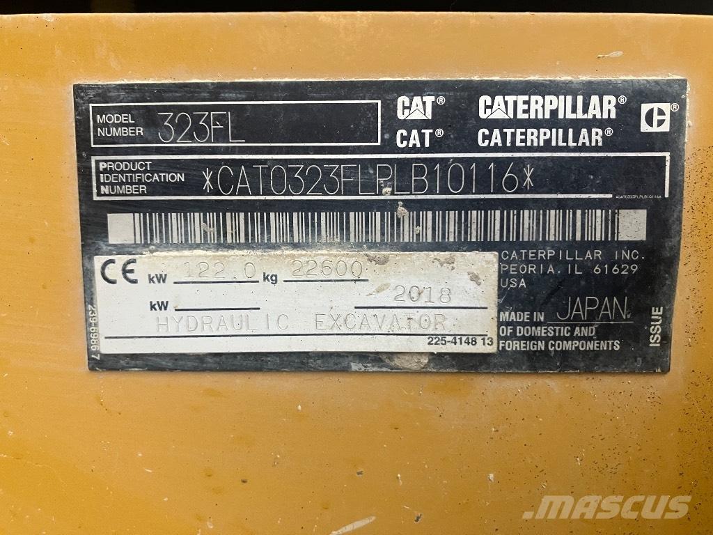 CAT 323 F L Bageri gusjeničari