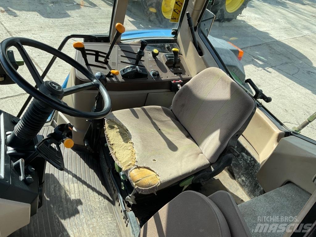 John Deere 6410 Traktori