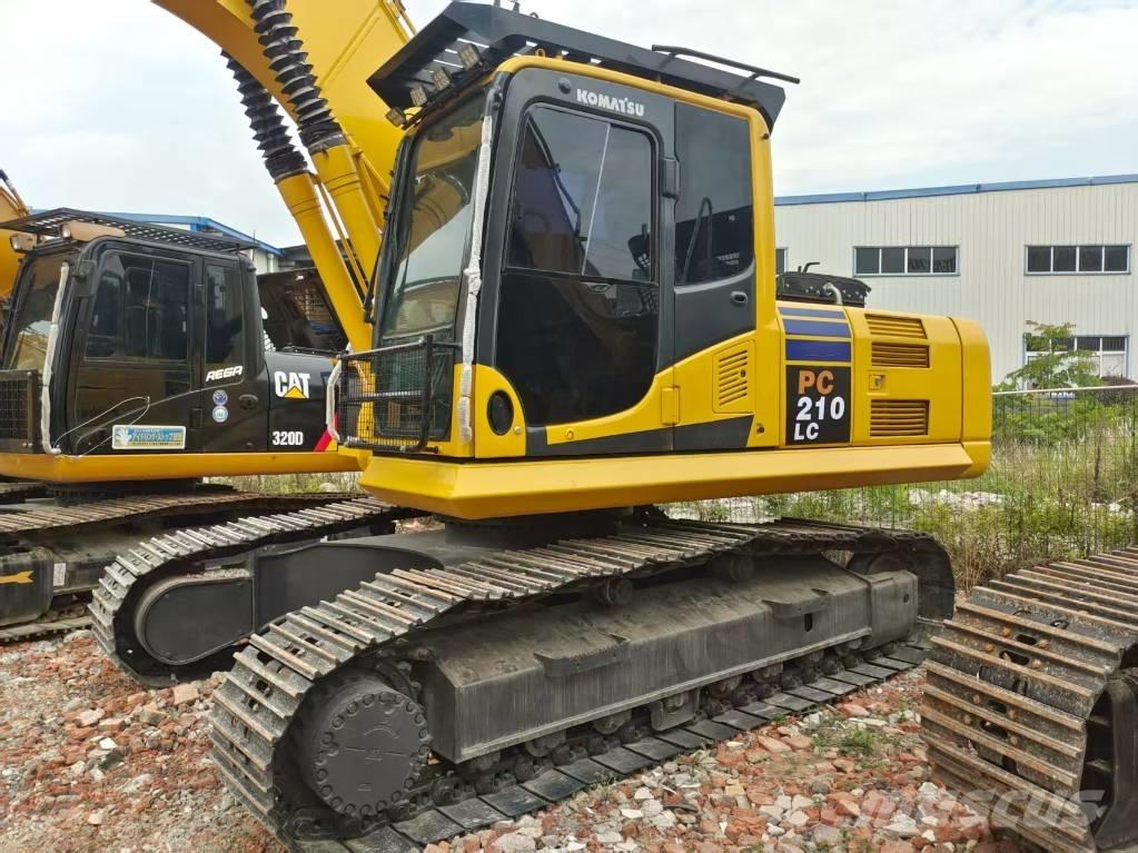 Komatsu PC 210 Bageri gusjeničari