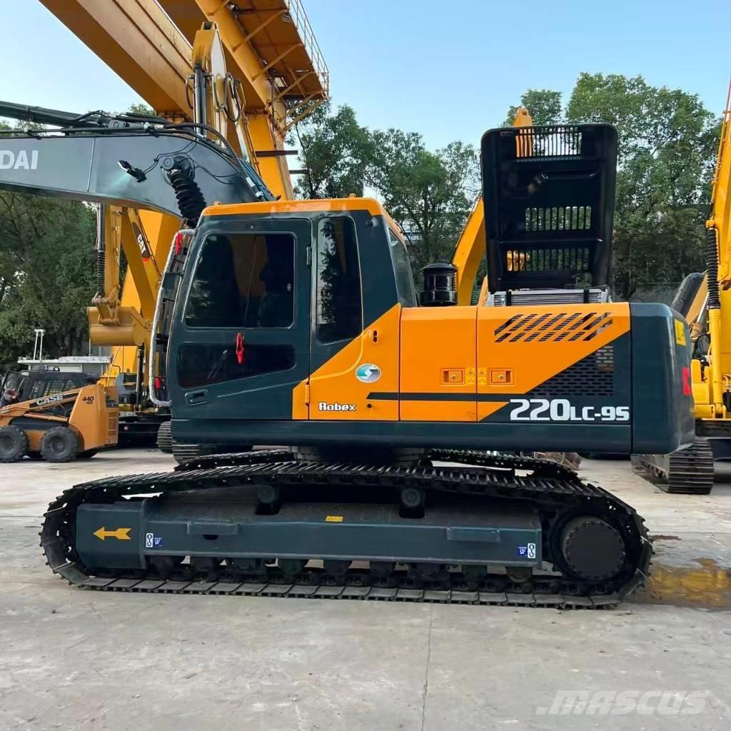 Hyundai 220LC-9S Mini bageri <7t