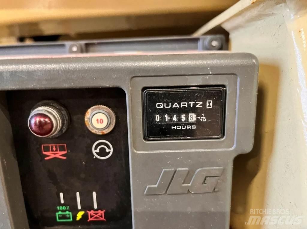 JLG 2032ES Škaraste platforme