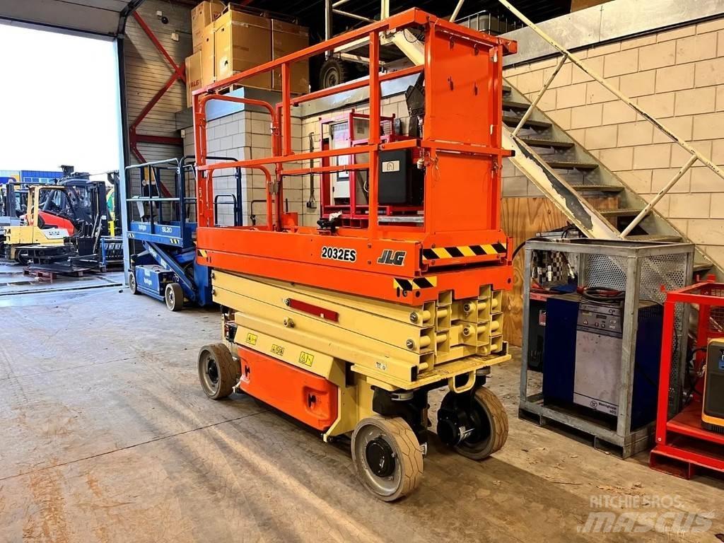 JLG 2032ES Škaraste platforme
