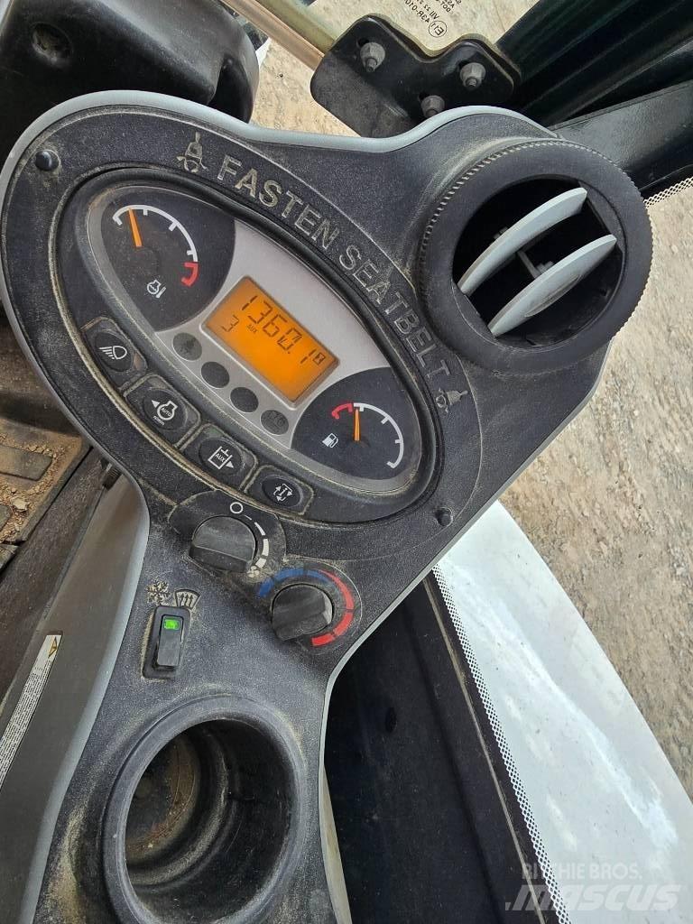 Bobcat E35 Mini bageri <7t