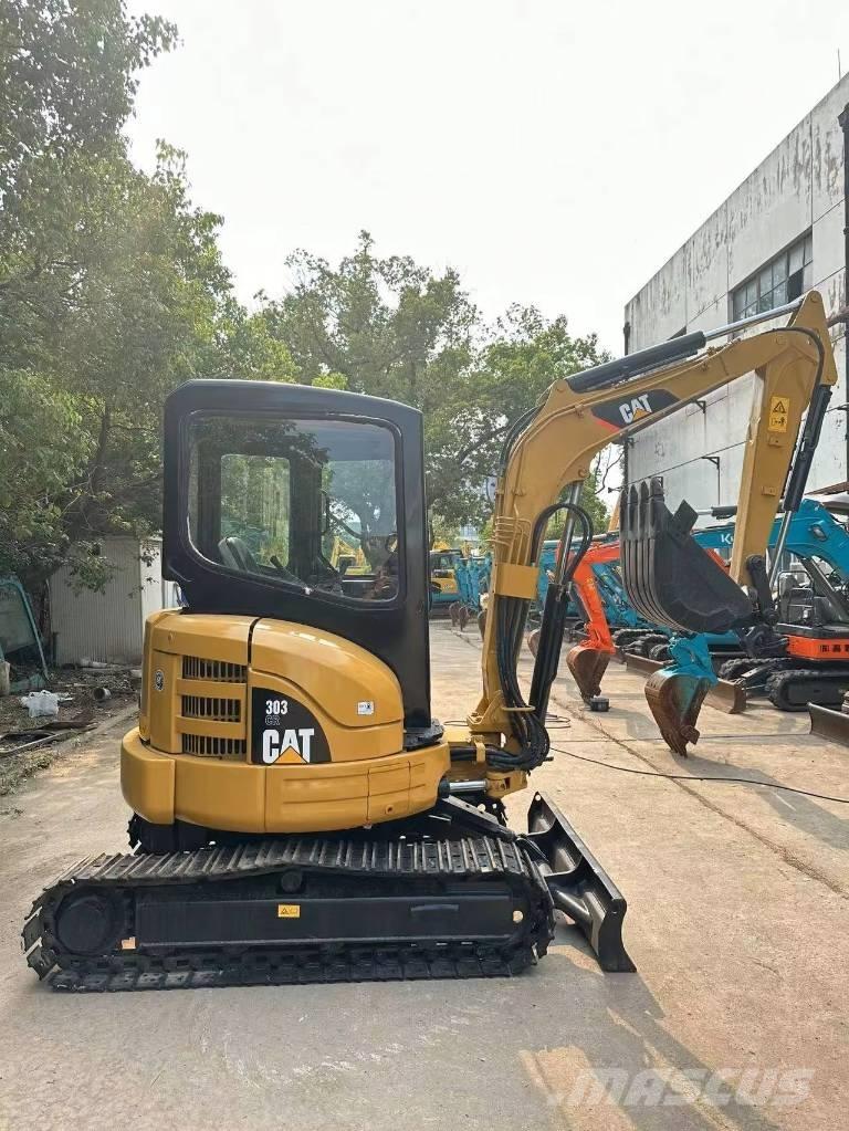 CAT 303 CR Mini bageri <7t