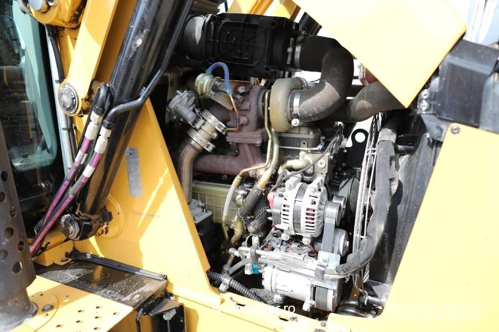 CAT 432 F2 Utovarni rovokopači