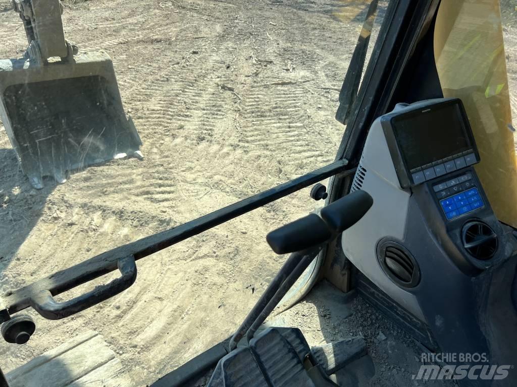 Komatsu PC240LC-10 Bageri gusjeničari