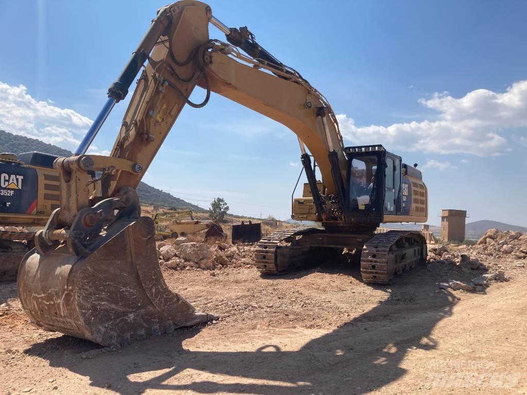 CAT 352 F Bageri gusjeničari