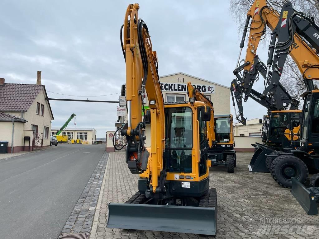 Hyundai R35Z-9A Mini bageri <7t