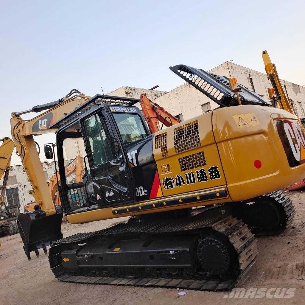 CAT 320 D2 L Bageri na kotačima