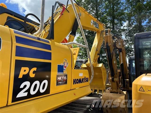Komatsu PC 200-8 Bageri gusjeničari