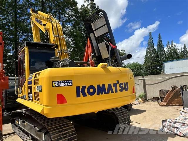 Komatsu PC 200-8 Bageri gusjeničari