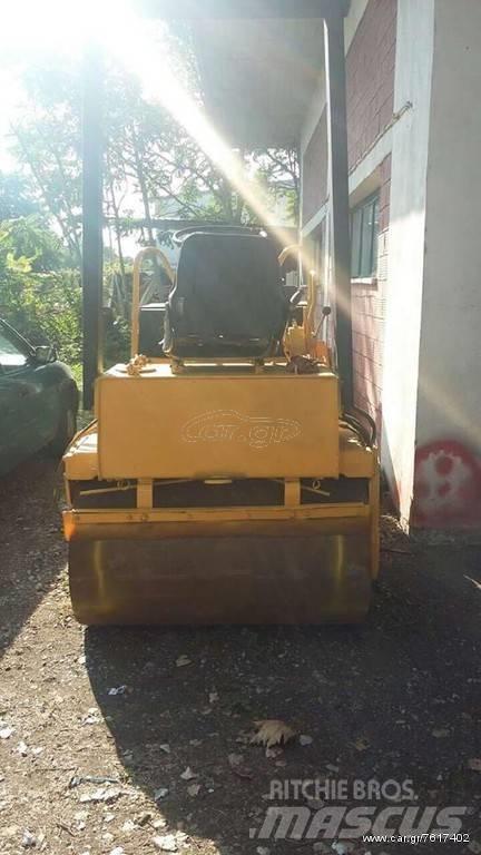 Bomag 120 Valjci sa dvojnim bubnjem