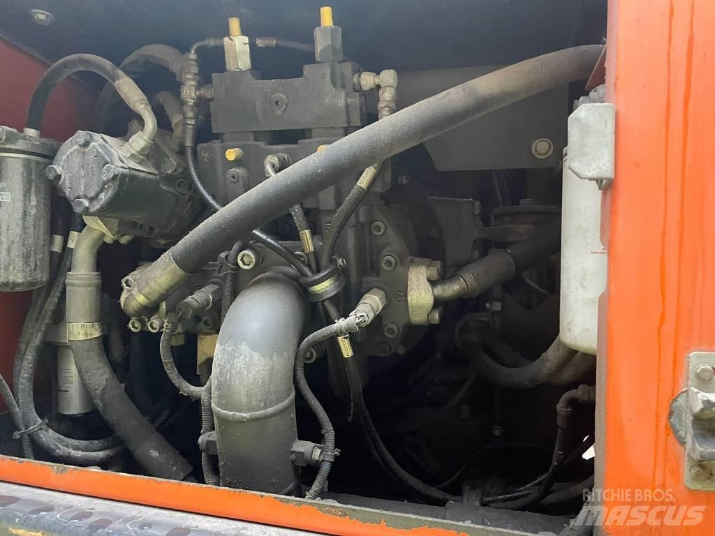 Doosan DX 210 W - 5 Bageri na kotačima
