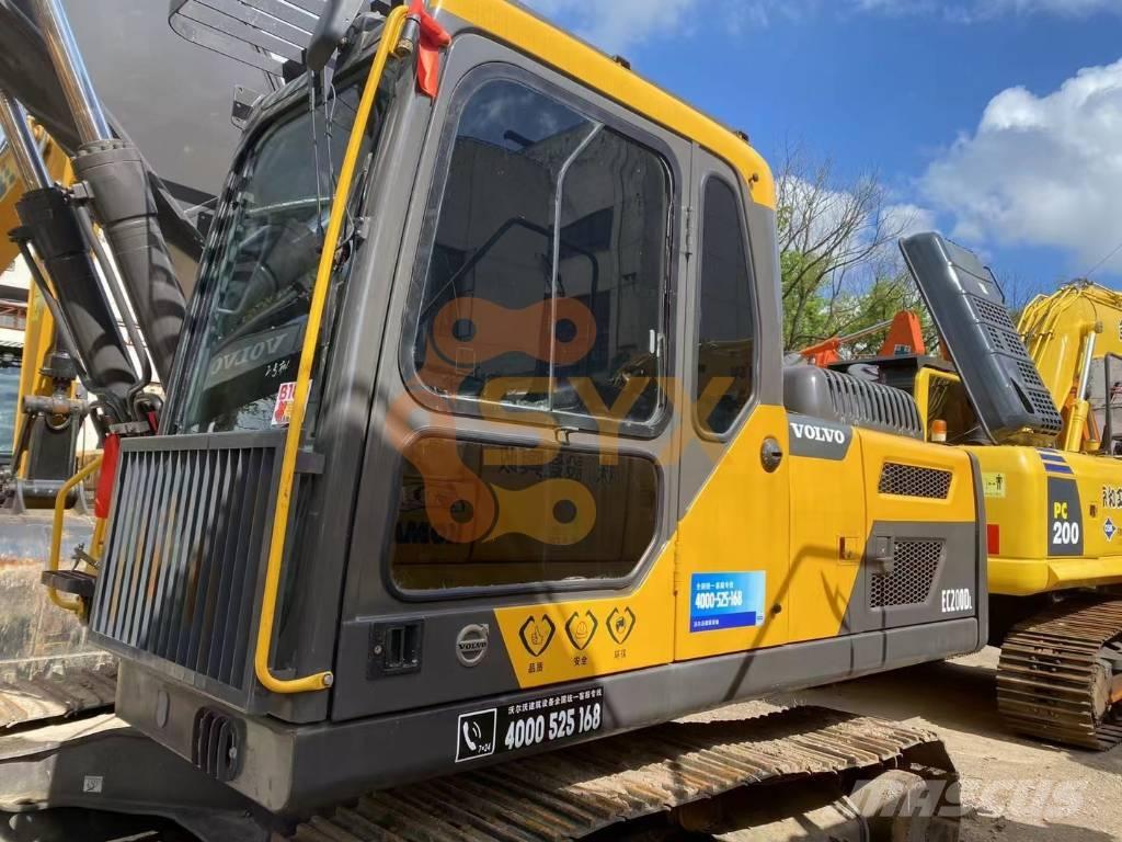 Volvo EC 200 Bageri gusjeničari