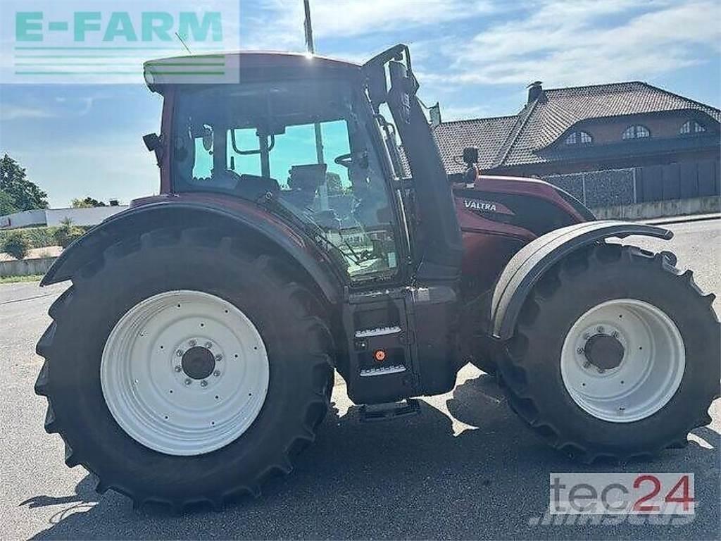 Valtra n 155 ed Traktori