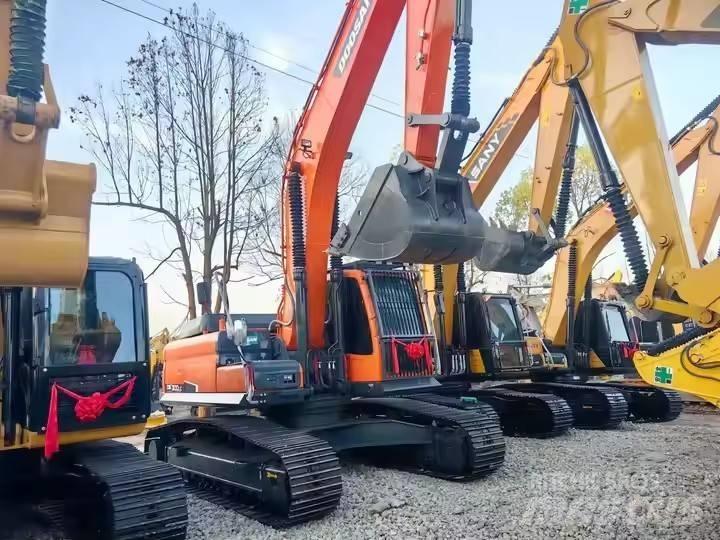 Doosan DH300 Bageri gusjeničari