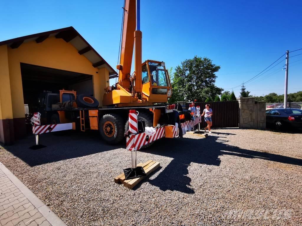 Bumar Fablok Rabljene dizalice za težak teren