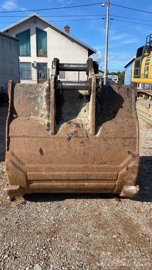 Komatsu 490 LCD-11 Bageri gusjeničari