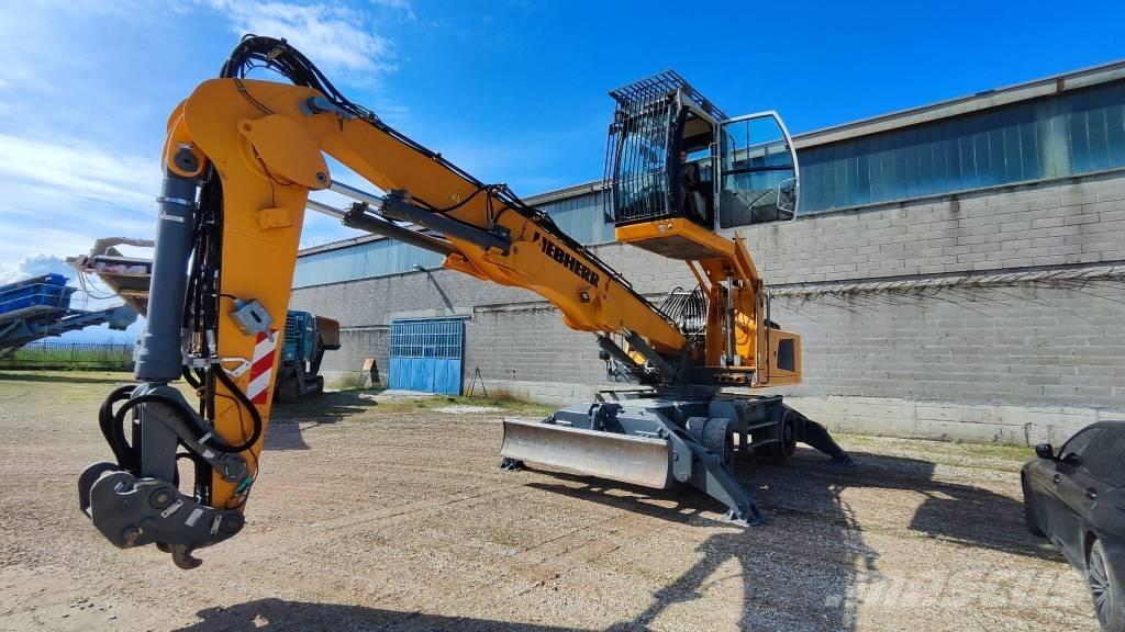 Liebherr LH 30 M Bageri za manipuliranje materijalom / otpadom