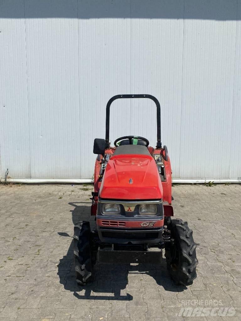 Mitsubishi MT170 Kompaktni (mali) traktori