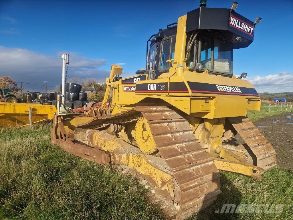 CAT D 6 R II Buldožeri gusjeničari