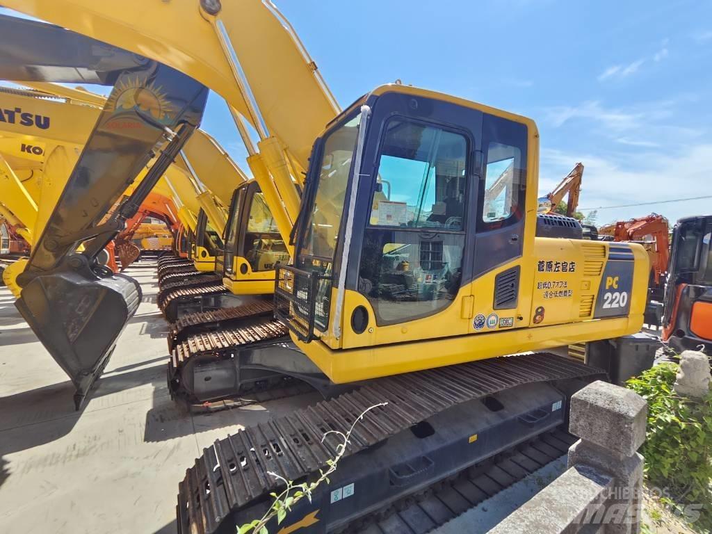 Komatsu PC 220-8 Bageri gusjeničari