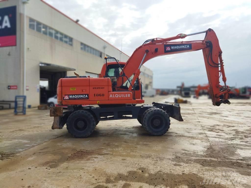 Doosan DX 140 W Bageri na kotačima