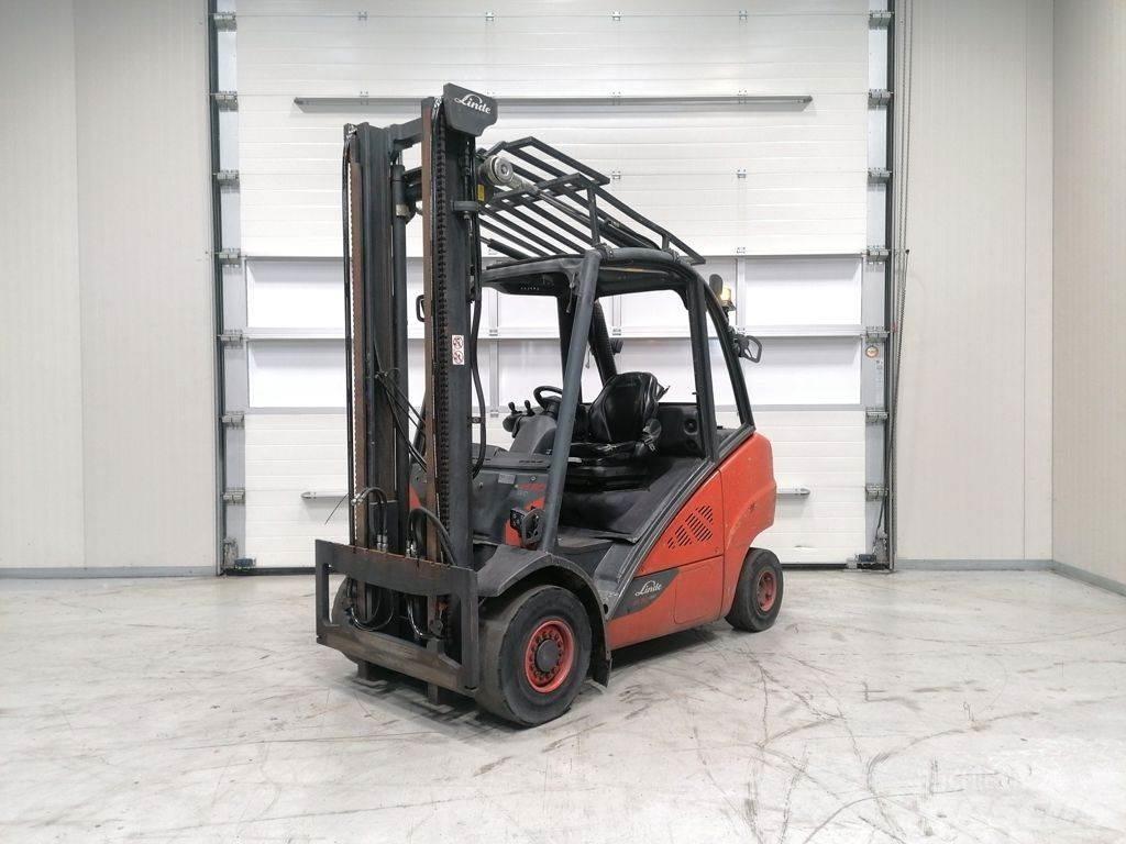 Linde H30D-02 Dizelski viličari