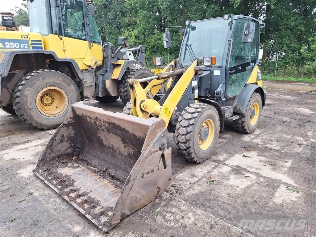Komatsu WA 70 4X4 Građevinarstvo – ostalo
