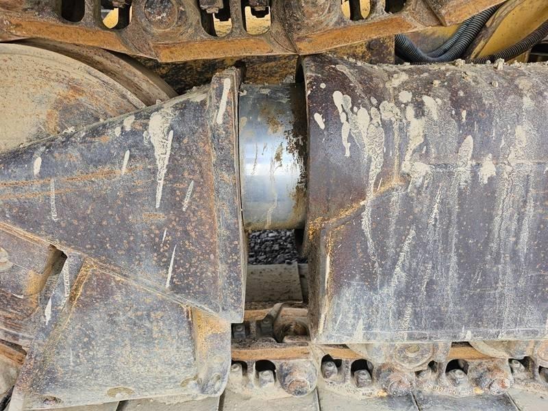 CAT D 4 H LGP Buldožeri gusjeničari