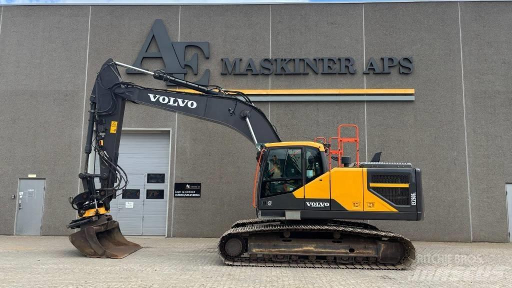 Volvo EC250EL Bageri gusjeničari