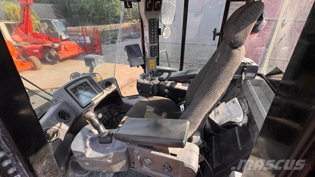 CAT 972 K Utovarivači na kotačima