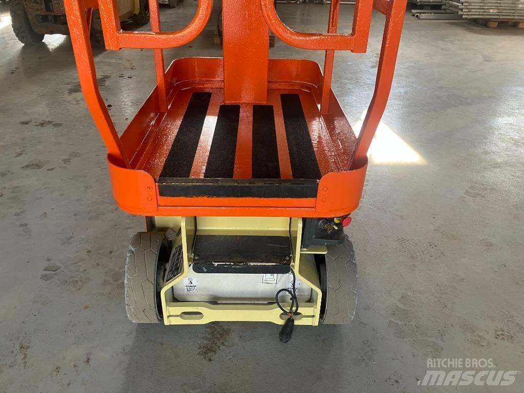 JLG 1230 ES Vertikalne radne podizne platforme