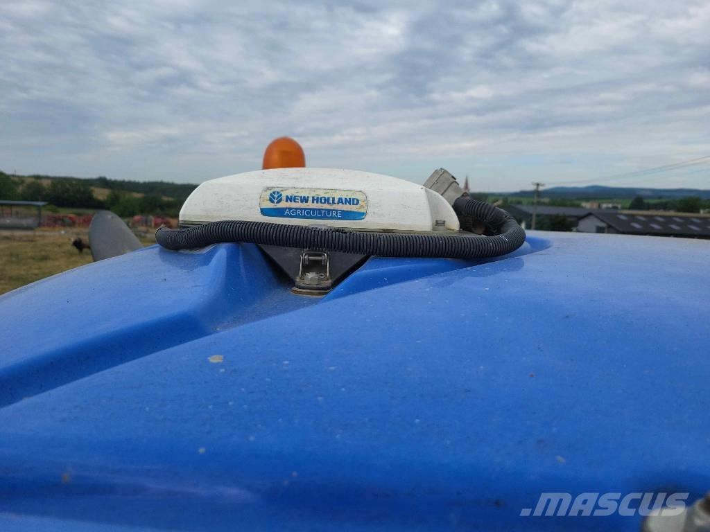 New Holland T 8.410 Traktori