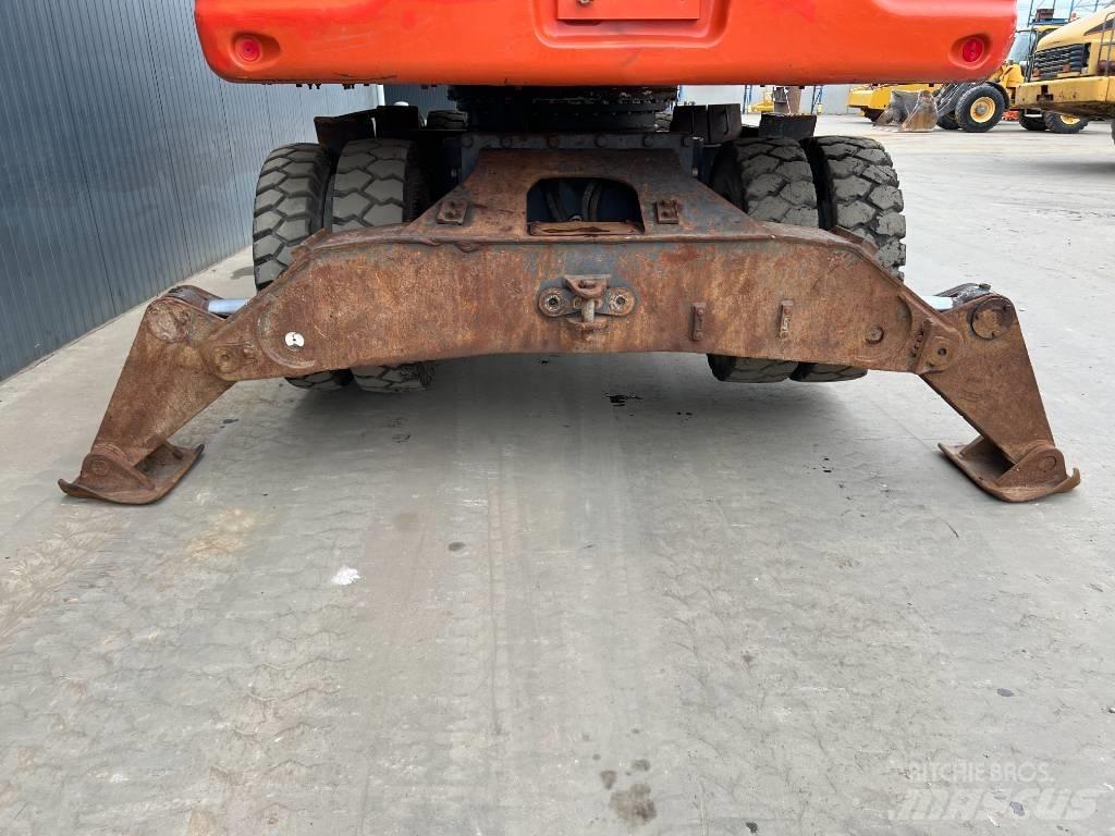Doosan DX210W Bageri na kotačima