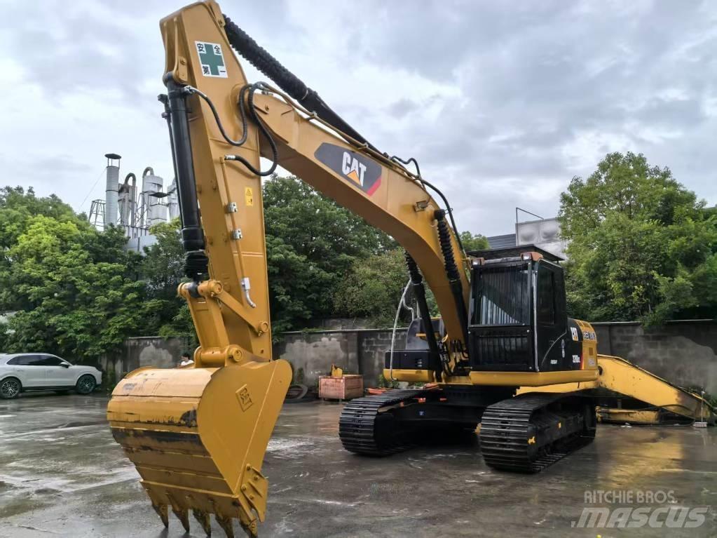 CAT 320D2 Midi bageri 7t – 12t